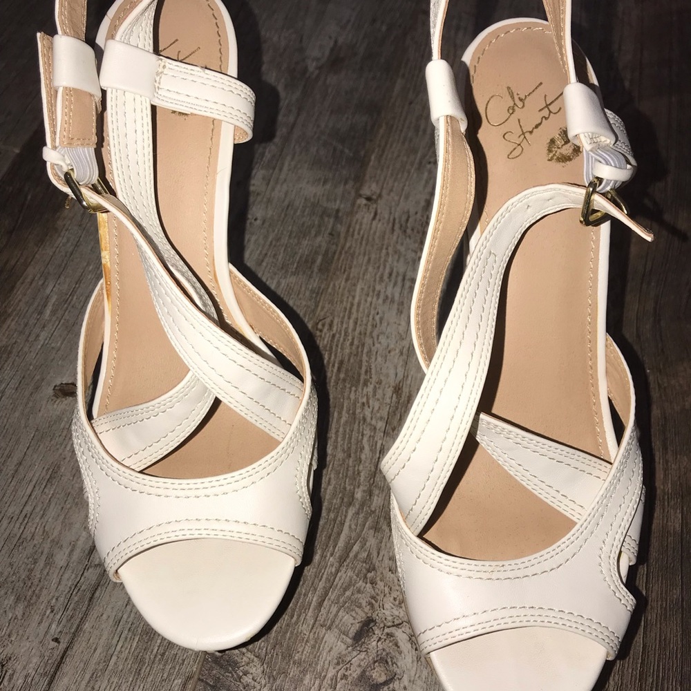 White wedges